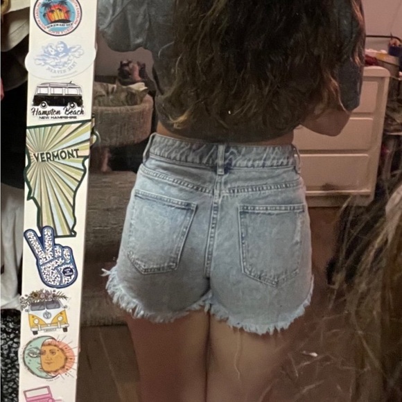 PacSun Size 25 Jean shorts - Picture 4 of 5